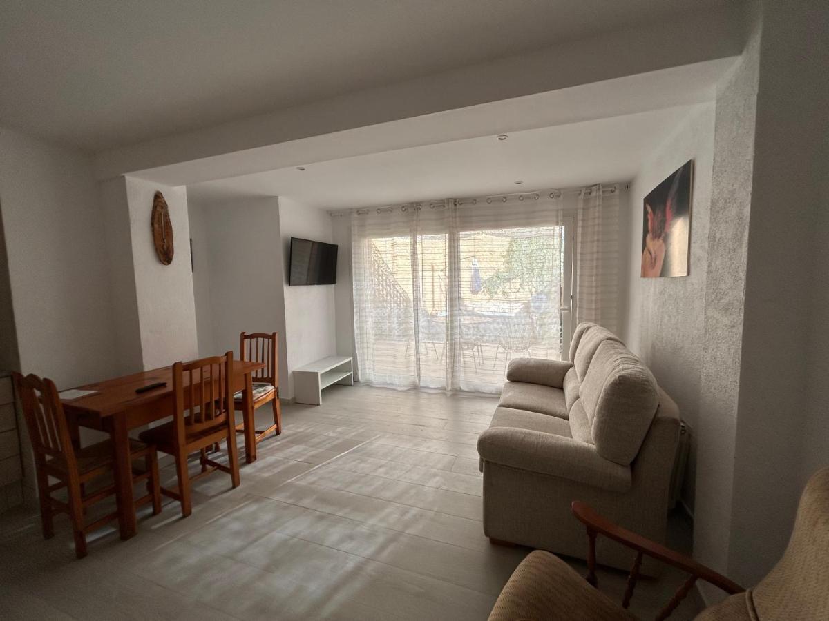 Costa Brava Apartments Палафругел Екстериор снимка